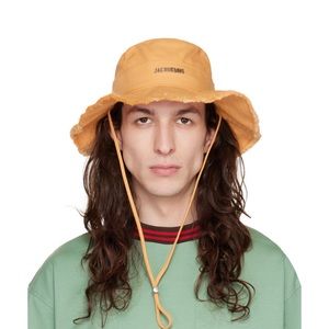 JACQUEMUS HAT great condition only worn once.